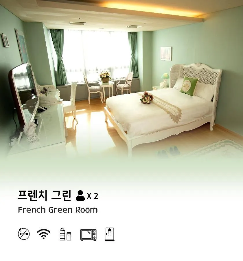 Incheon Airport Capsule Hotel Fly Me To The Moon