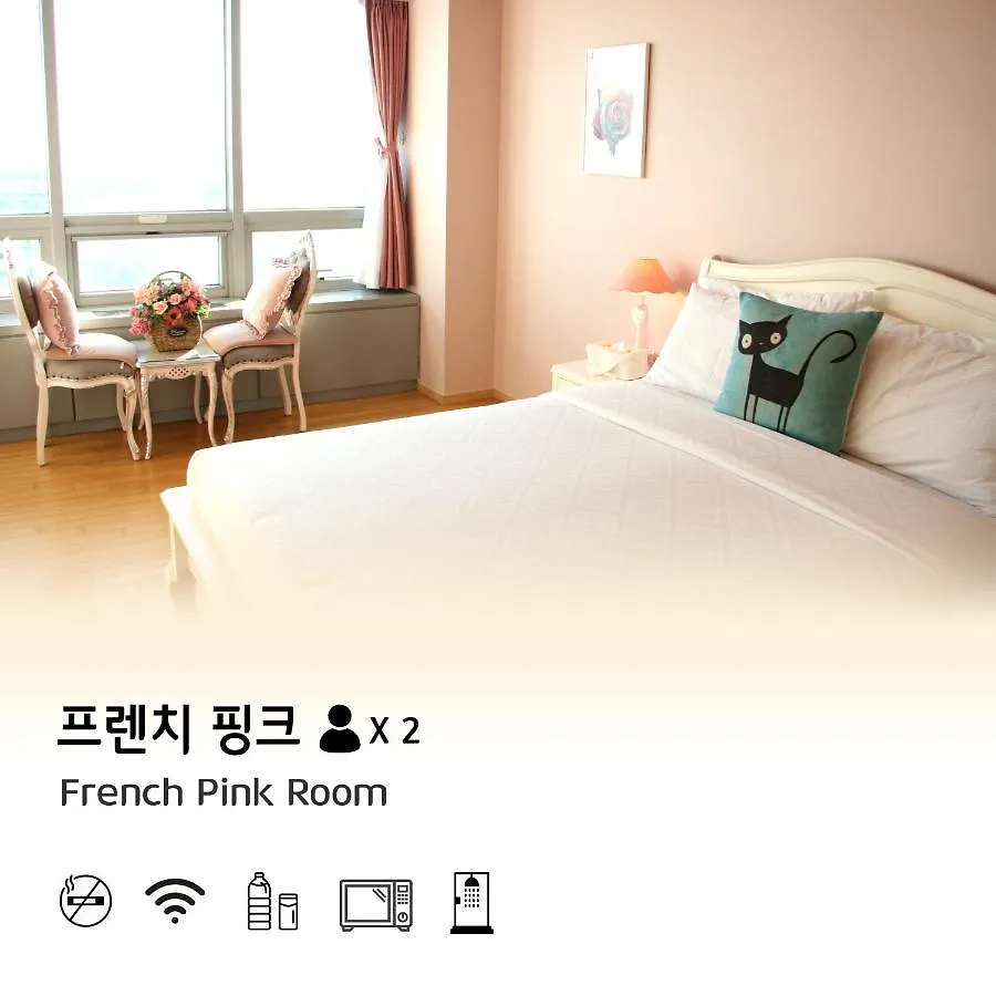 Incheon Airport Capsule Hotel Fly Me To The Moon